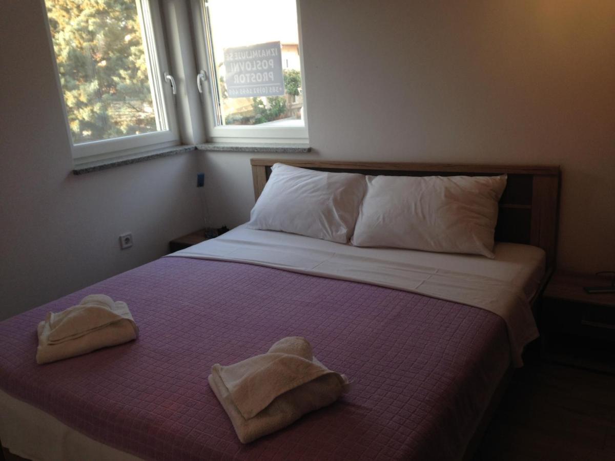 Guesthouse Bencun Medulin Eksteriør billede