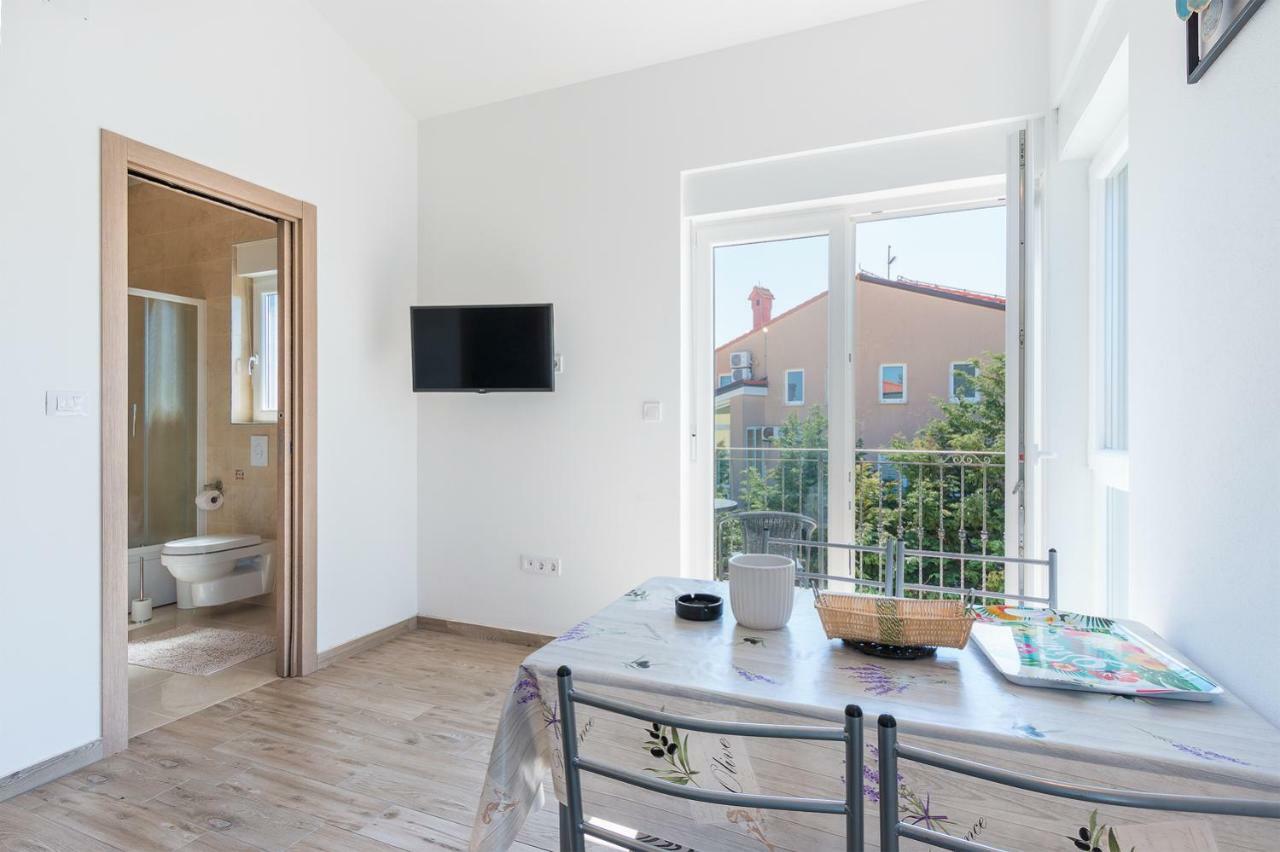 Guesthouse Bencun Medulin Eksteriør billede