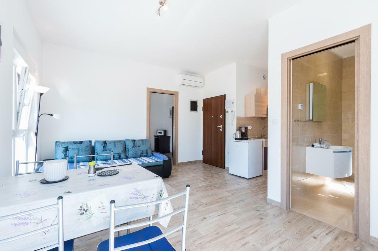 Guesthouse Bencun Medulin Eksteriør billede