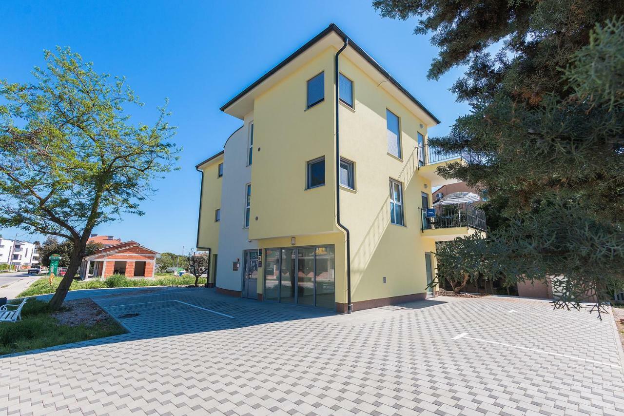 Guesthouse Bencun Medulin Eksteriør billede